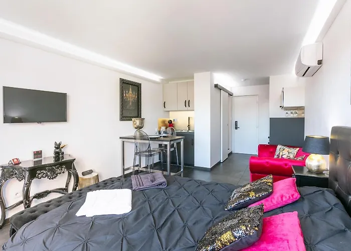 Le Barocci Port Venus - Appartement Luxe - Vue Port - Piscine - Parking - Village Naturiste * Agde